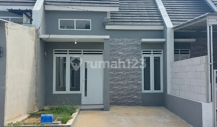 Minimalist House All-Inclusive Free Fees Near Alun-alun Ciparay 1