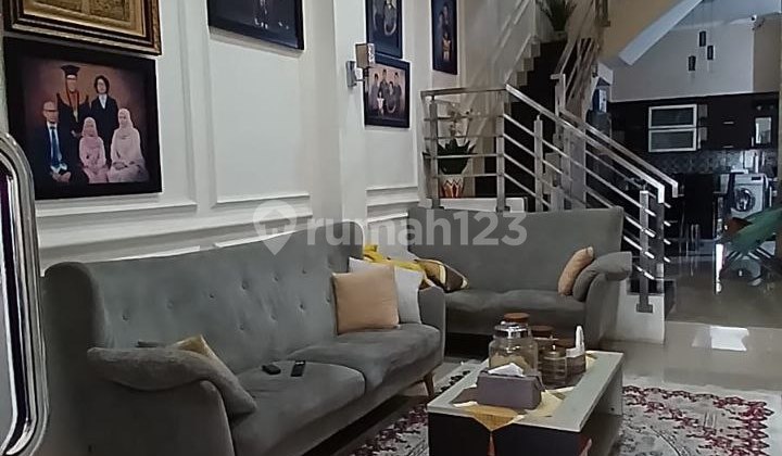 Rumah 2 Lantai Full Furnished Setra Dago Antapani Bandung 1