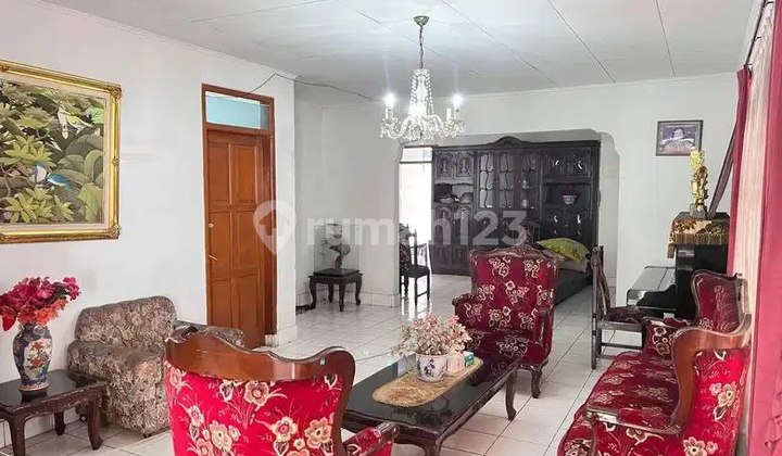 Rumah SHM Dibawah NJOP Sayap Riau Bandung Kota, Bandung