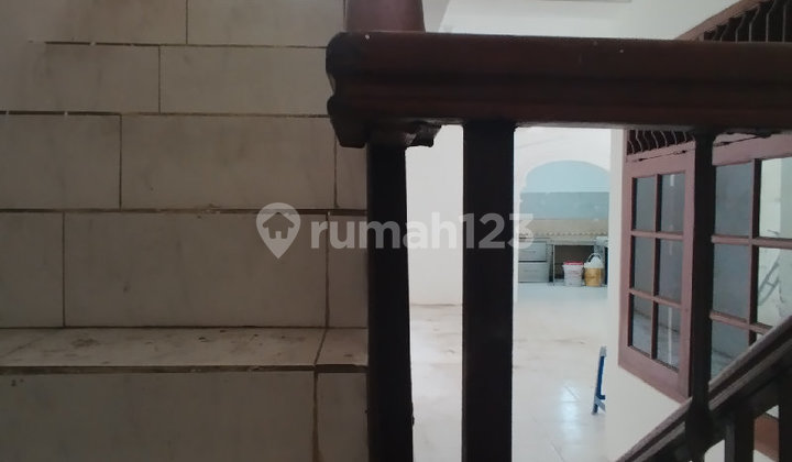 Jual /Sewa Rumah Nyaman Lokasi Premium Tomang Rawa Kepa 2