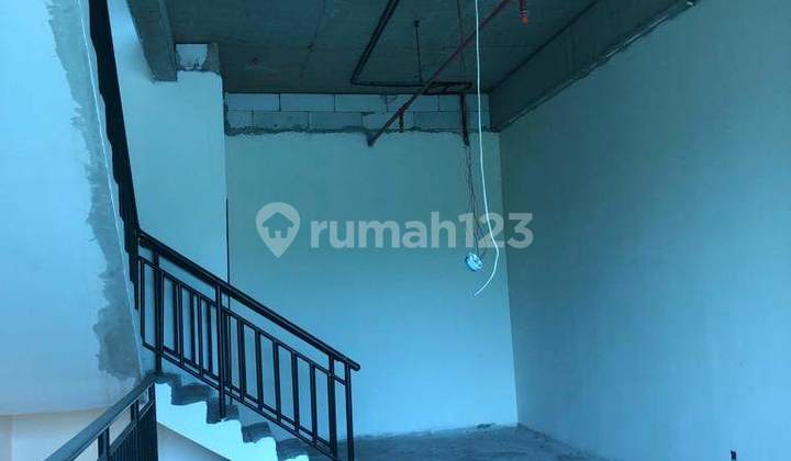 Ruko 3 Lantai di Gp Plaza Tanah Abang Jakarta Pusat S6137