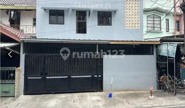 Dijual Cepat Murah Rumah Kost Lokasi Strategis di Tomang