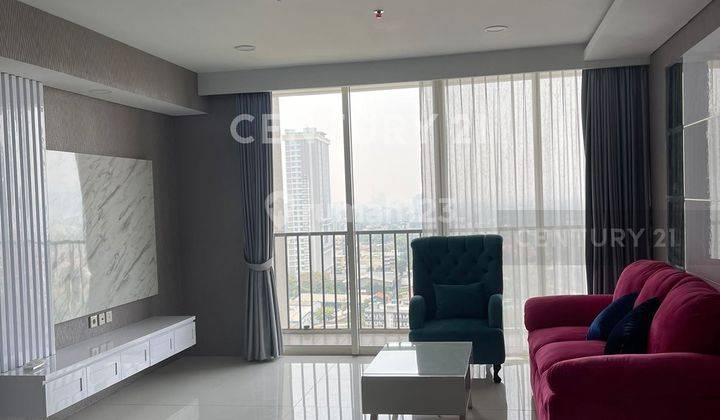 Disewa Apartemen Lexington. 3BR, Private Lift & Furnished. 2