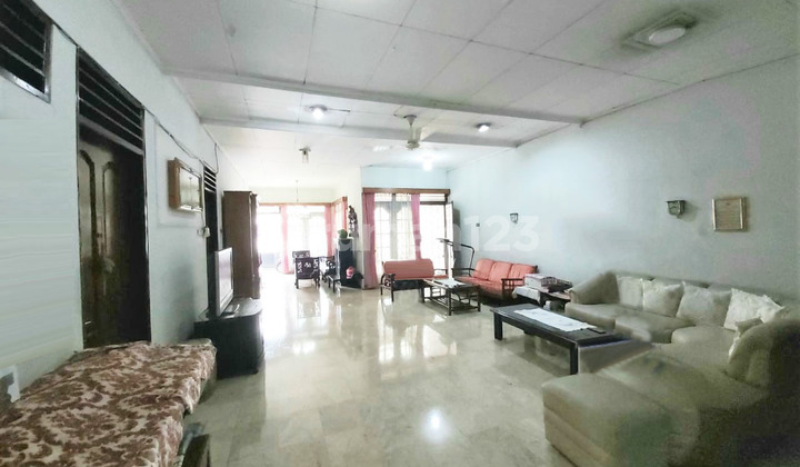 Rumah Lama Lokasi Strategis Jakarta Pusat Hanya Hitung Tanah 3370 2