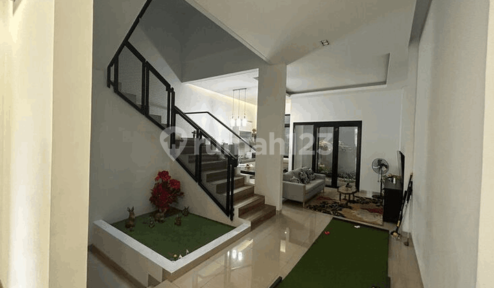 RUMAH MEWAH DAN NYAMAN DI PETOJO JAKARTA PUSAT 2