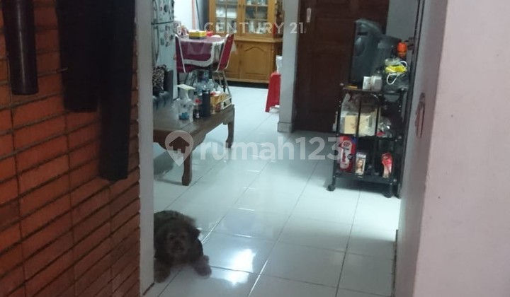 House for Sale in Kelapa Gading, North Jakarta, Comfortable Environment 2