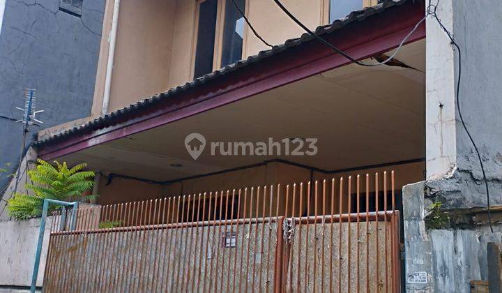 Rumah 2 Lantai SHM di Grogol Petamburan, Jakarta Barat 1