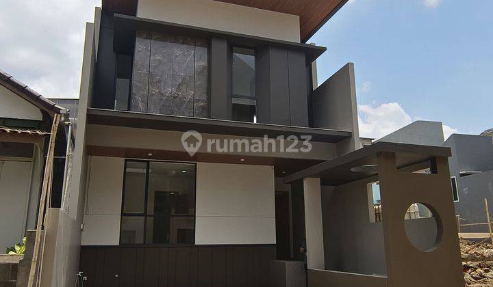 Jual Rumah Baru Setra Duta Grande Oakland 3 Lantai Hadap Selatan Bandung  1