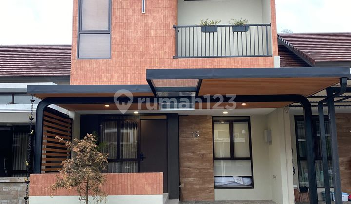 Retro Classic House At Kota Baru Parahyangan Fully Furnish