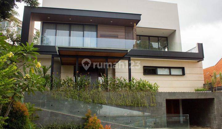 Jual Rumah Villa Resort Dago Pakar 2 Lantai View Keren 1