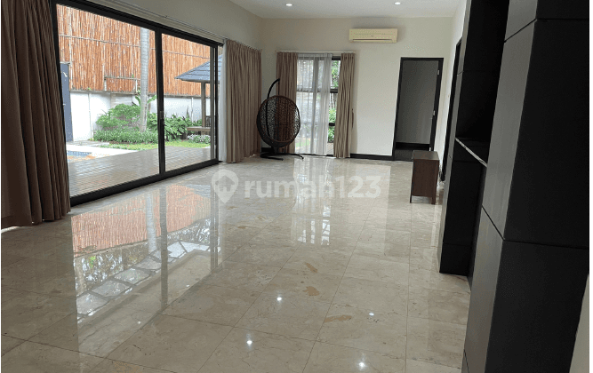 Rumah Mewah 2 Lantai Private di Cluster The Villas Kebagusan 2