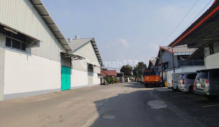 Gudang 1 Lantai Siap Pakai,rapih di Jl. Raya Bekasi Pulo Gadung  2