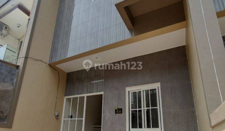  Dijual Rumah di Mulyosari, Mulyosari Unfurnished Baru SHM - Sertifikat Hak Milik 2