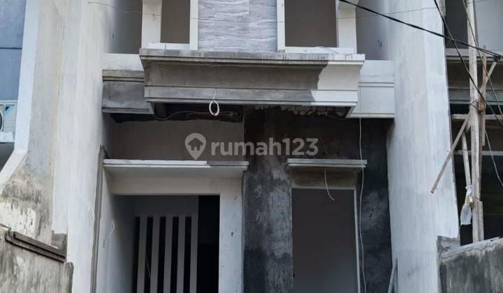 Dijual  Rumah di Mulyosari utara, Mulyosari Dekat Raya Mulyosari 2