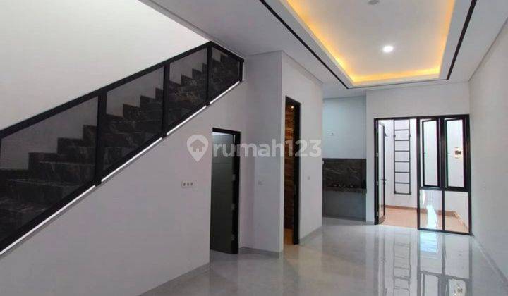 Dijual  Rumah Baru SHM di Sutorejo Jarang ada jalan 3 Mobil 2