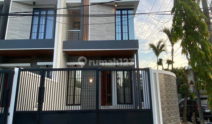 Dijual Rumah Semi Furnished di Sutorejo Prima, Sutorejo 1