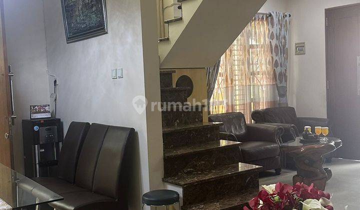 Dijual Rumah Mewah Posisi Hook di Cipinang Indah Jakarta Timur 2