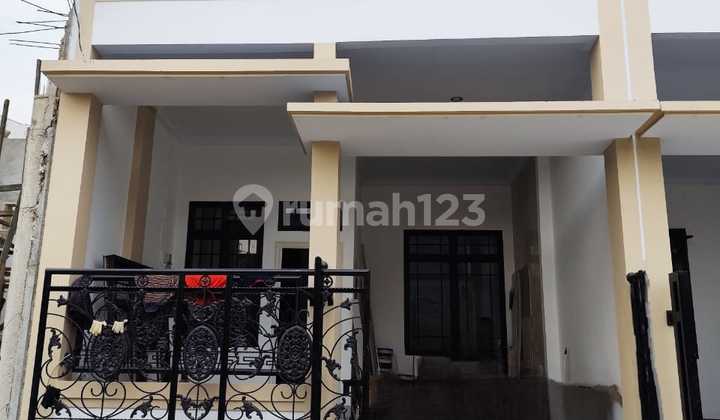 Dijual rumah di boulevard hijau Harapan Indah, Bekasi