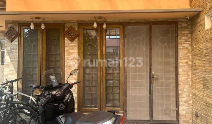 Dijual rumah bagus siap huni Bulevar Hijau, Harapan Indah, Bekasi 2