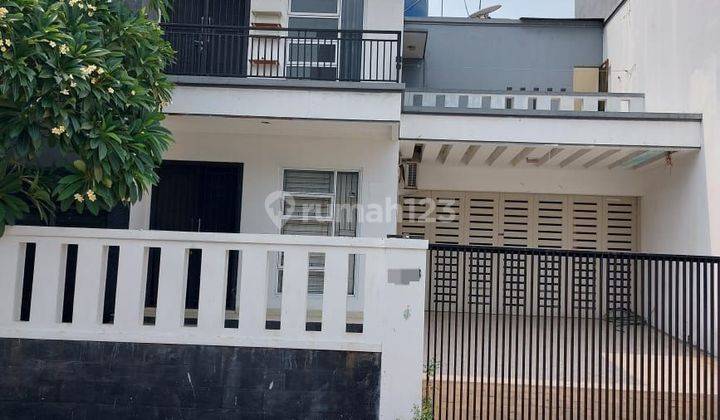 Dijual Rumah Hook
pegangsaan Dua
kelapa Gading
jakarta Utara
 1