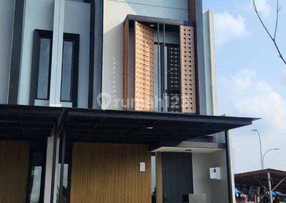 Dijual Rumah 2 Lantai Plus Attic di Mahakam Signature, Jgc, Cakung, Jakarta Timur 1