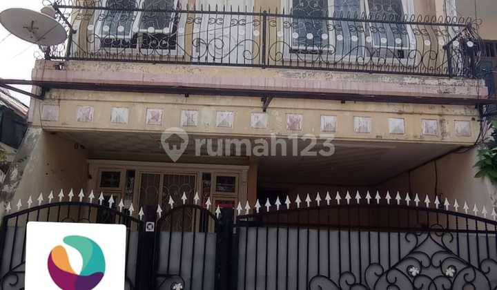 For Rent 3-Storey House in Pulo Asem, East Jakarta
