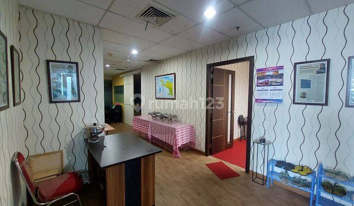 DIsewakan Kantor Fully Furnished di Menara 165 Lantai 4 jalan TB Simatupang Kav 1 Cilandak Timur Pasar Minggu Jakarta Selatan DKI Jakarta 2