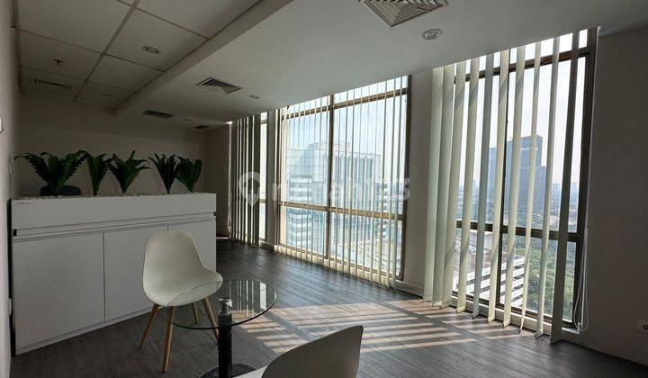 Disewakan Kantor Jakarta Selatan fully furnished luas 138m²