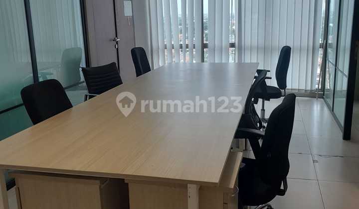 Disewakan Office 97 M2 Fully Furnished | Jakarta Selatan Menara 165