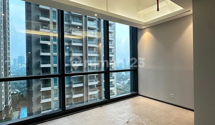 For Rent Office Space in Treasury Tower - Area 143 m² Semi Gross