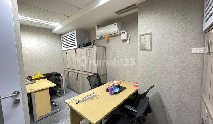 Disewakan Ruang Kantor 90m² Fully Furnished Jakarta Selatan | Menara 165
