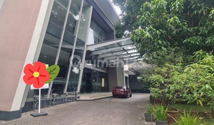 Gedung Gblb 1450 M2 (lt.1 : 1250m2, & Lt.2 : 200m2)lt 2250 M2sewa 450 Jt/thn