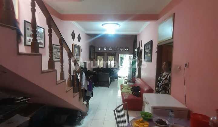 Rumah 2 Lantai Siap Huni di Antapani Rumah 2 Lantai Siap Huni di Antapani