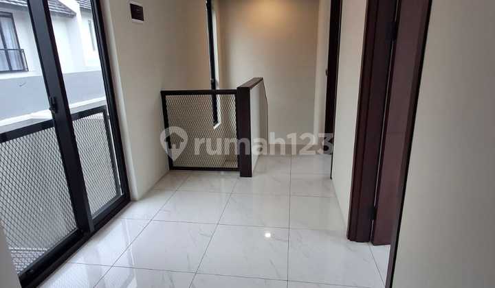 ✴️disewakan/for Rentrumah Tatar Baru @kbp Tatar Punawangi - Posisi Rumah Hook- View Taman- Lt 172 M2- Lb 103 M2- Kt 3 , Km 2- Listrik 2200 Watt- Carport Standard- ⁠water Heather Tenaga Matahari- ⁠ac 4 Unit Fitur Inverter & Plasmacluster , - Full Furnished