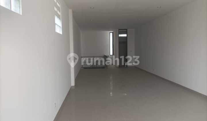 JUAL RUKO BARU RUKO B , SAYAP TKI LT : 128 M2LB : 159 M2LM : 4,55 MKM : 2 LISTRIK 4.400AIR SEMI SIBLESHM PENAWARAN HARGA. : 1.7 M MSH NEGOINFO : 08221857xxxx JUAL RUKO BARU RUKO B , SAYAP TKI LT : 128 M2LB : 159 M2LM : 4,55 MKM : 2 LISTRIK 4.400AIR SEMI SIBLESHM PENAWARAN HARGA. : 1.7 M MSH NEGOINFO : 08221857xxxx