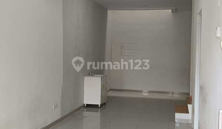 DI KONTRAKAN/FOR RENT RUMAH SIAP HUNI @ KBP 2.5 LANTAILT = 108 M2 , LM = 6 MTRP. = 18 MTR LB = 168 M2KM = 2. KT = 3.HARGA SEWA 65JT/THN NEGOOTATAR JINGGA KARTIKA INFO : 08221857xxxxTEGUH BUDIMAN/XMAC DI KONTRAKAN/FOR RENT RUMAH SIAP HUNI @ KBP 2.5 LANTAILT = 108 M2 , LM = 6 MTRP. = 18 MTR LB = 168 M2KM = 2. KT = 3.HARGA SEWA 65JT/THN NEGOOTATAR JINGGA KARTIKA INFO : 08221857xxxxTEGUH BUDIMAN/XMAC