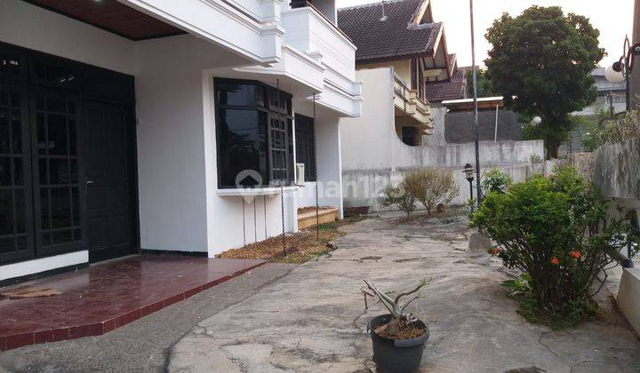 Rumah Banyumanik Srondol 2 Lantai Siap Huni Sudah Renovasi 1