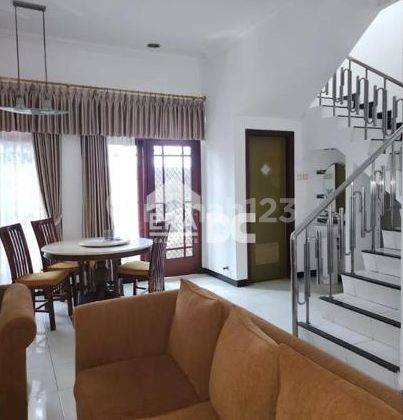 Rumah 2 Lantai Full Furnish Banyumanik View Kota Semarang 1