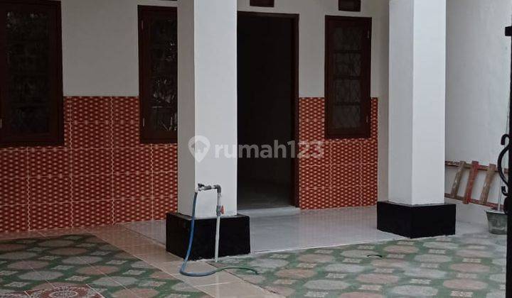 Rumah 2 Lantai Bagus Sertifikat Hak Milik di Perumahan Puri Harapan, Bekasi 2