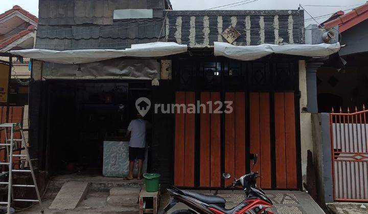 Rumah 2 Lantai Bagus Sertifikat Hak Milik di Jalan Raya Bumi Anggrek, Bekasi 1