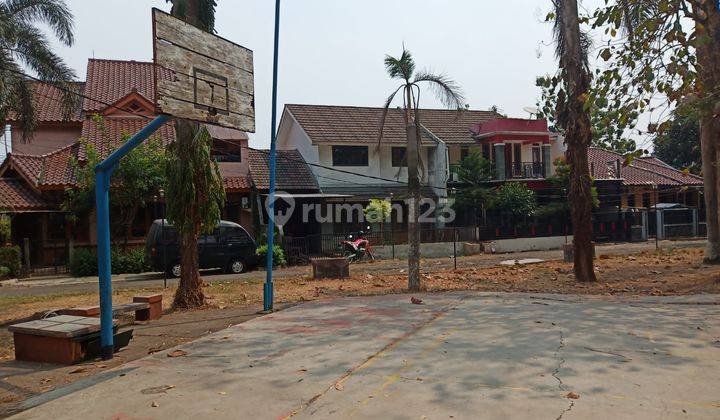 Rumah 2 Lantai Bagus SHM di Perumahan Dukuh Zamrud, Bekasi 2