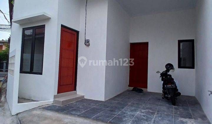 Rumah Baru  2 Lantai SHM dekat dengan Akses Jalan utama  2