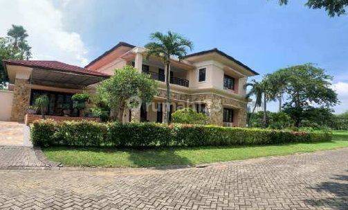 Turun 8 M Rumah Mewah Hook View Golf Citraland Bukit Golf Surabaya

 1