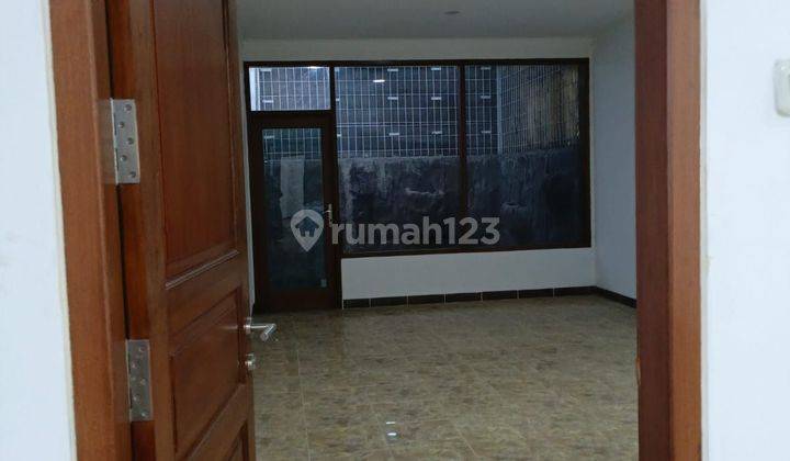 Rumah Cantik 2 Lt Siap Huni Di Taman Alfa Indah Joglo Kembangan Jakarta Barat  2