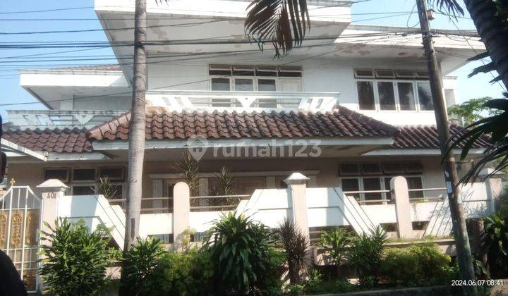 

Rumah Bagus 2 Lantai di Jl.damai pesangrahan  jakarta selatan 2