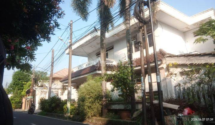 

Rumah Bagus 2 Lantai di Jl.damai pesangrahan  jakarta selatan 2