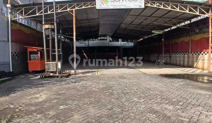 Pesanggrahan - Tempat Usaha Komersil di Jl. Deplu Raya Bintaro Pesanggrahan - Tempat Usaha Komersil di Jl. Deplu Raya Bintaro