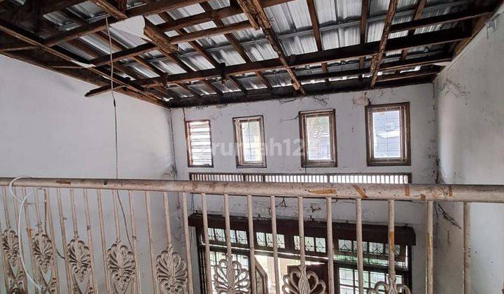 Rumah lama harga hitung tanah di area Blok M 2