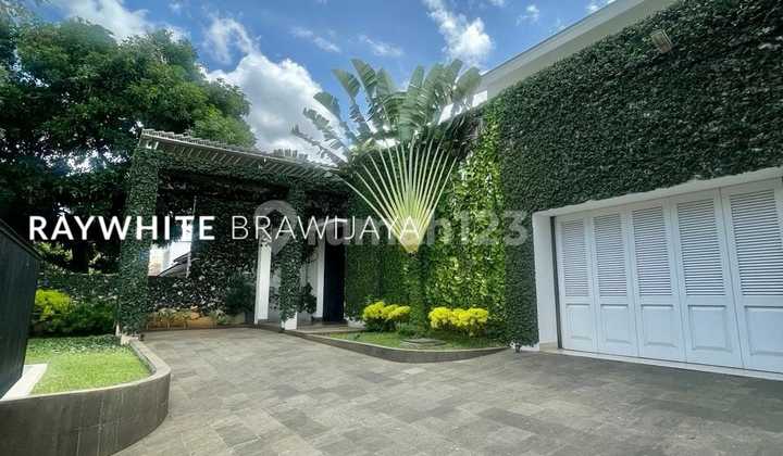 Rumah Mewah Modern Tropis Area Cilandak Barat