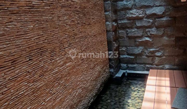 Rumah 3 Lantai Sudah Renovasi Shm Di Area Blok M 2